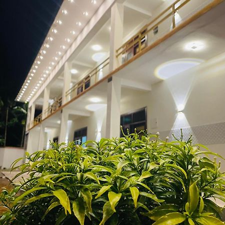 Great Victoria Palace 拉特纳普勒 外观 照片